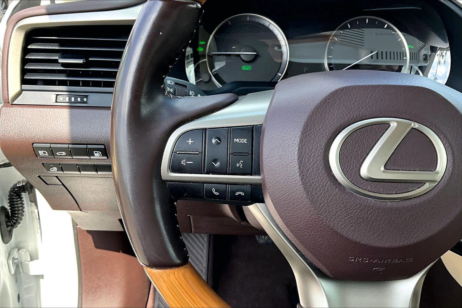 Used 2019 Lexus RX 450h AWD w/ Navigation Package image 22
