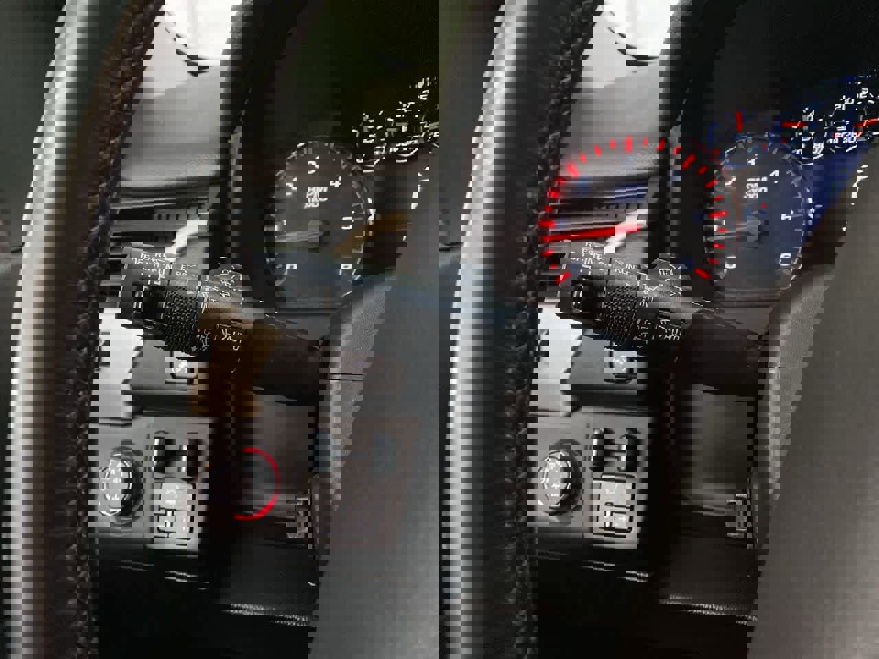 Used 2016 GMC Yukon Denali w/ Open Road Package image 22