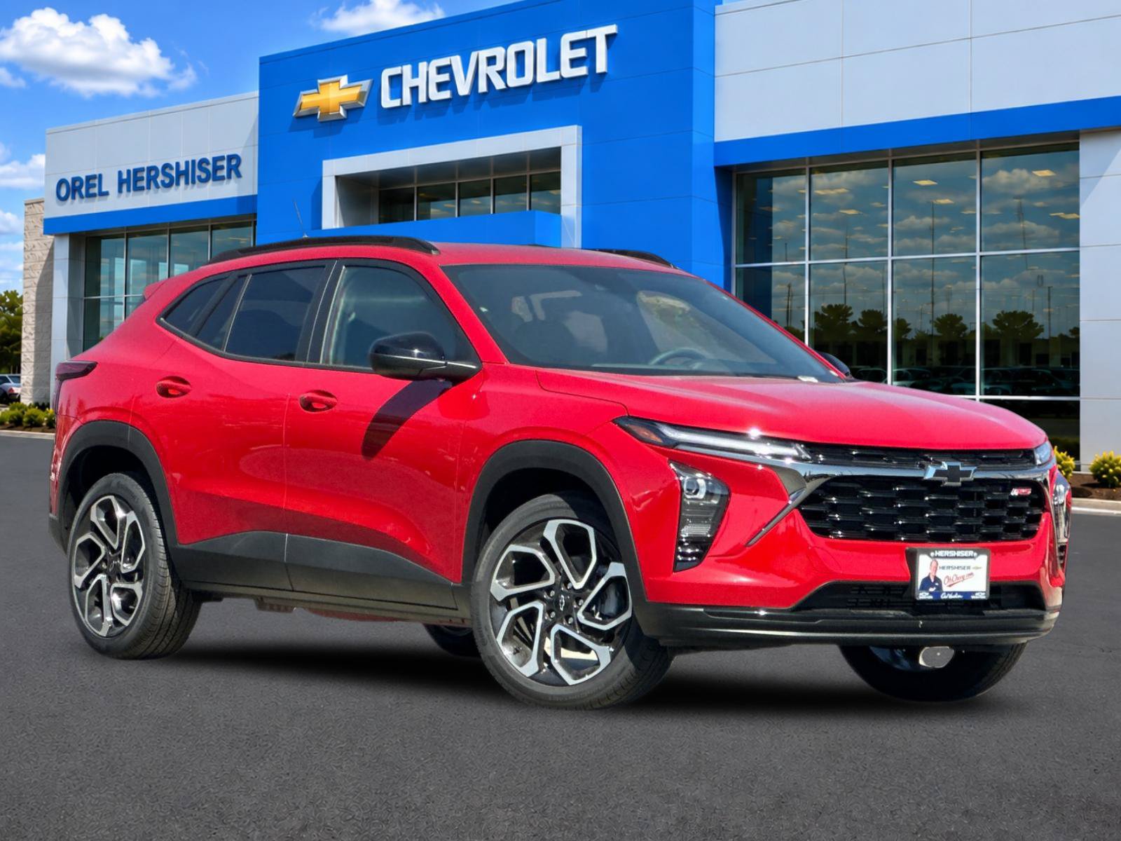 New 2026 Chevrolet Trax RS w/ Driver Confidence Package FWD image 1