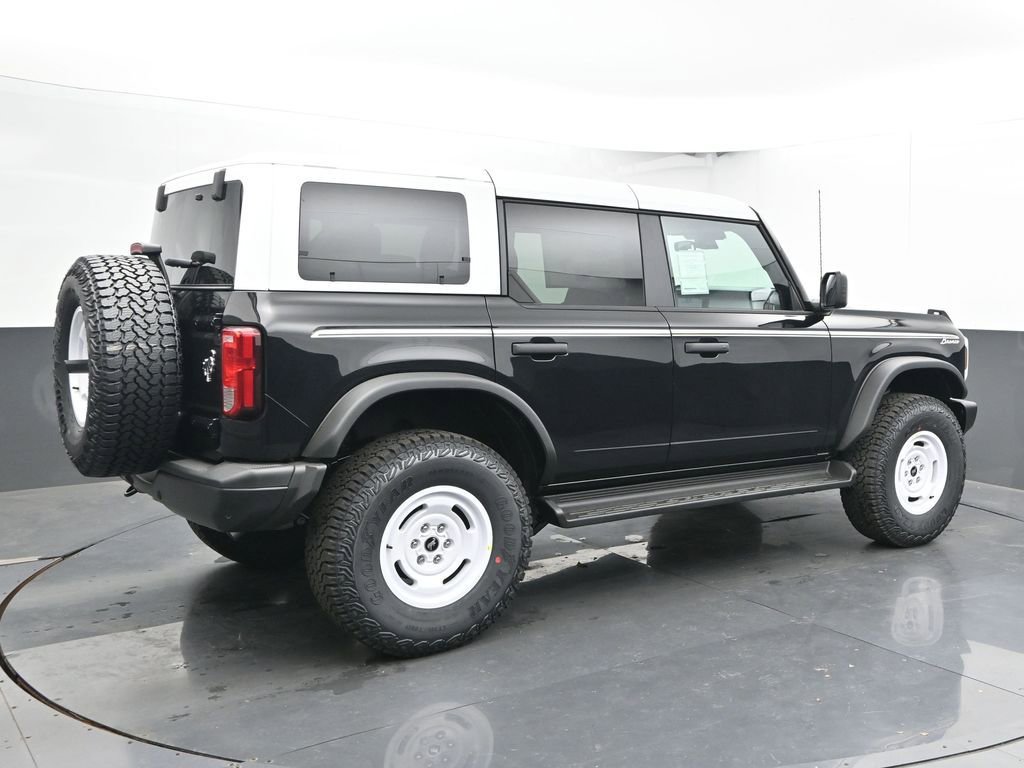 New 2025 Ford Bronco Heritage Edition image 10