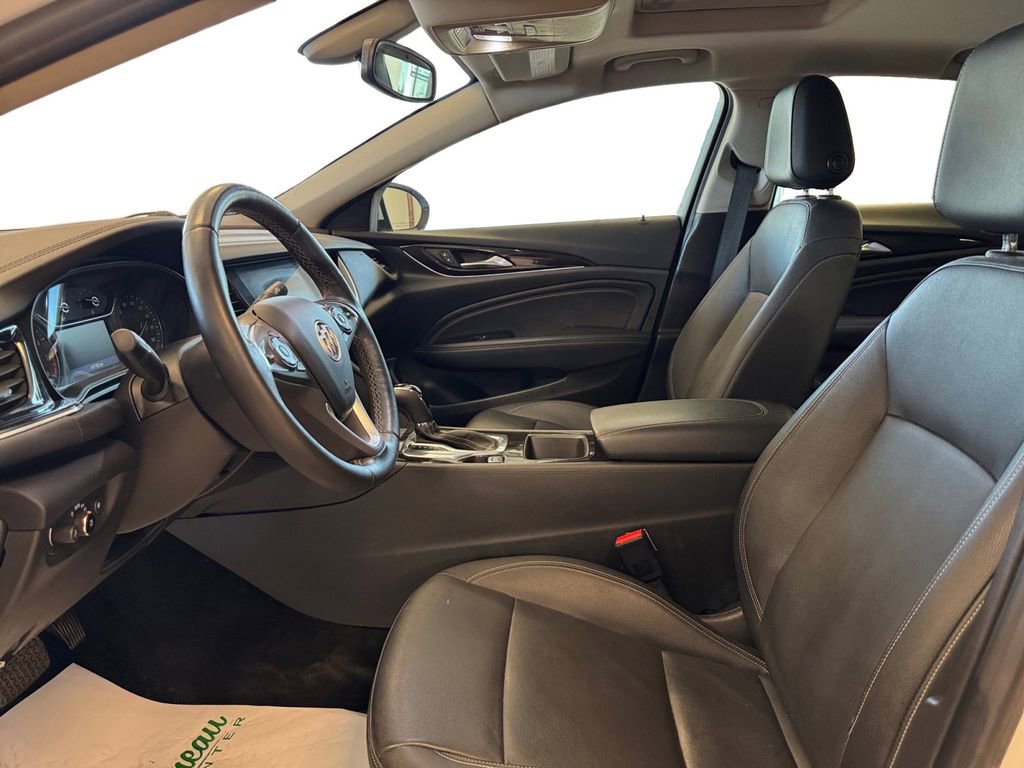 Used 2019 Buick Regal Essence w/ Sights and Sounds Package FWD image 10