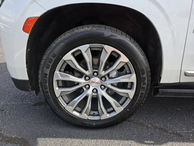 Used 2022 GMC Yukon Denali RWD image 29