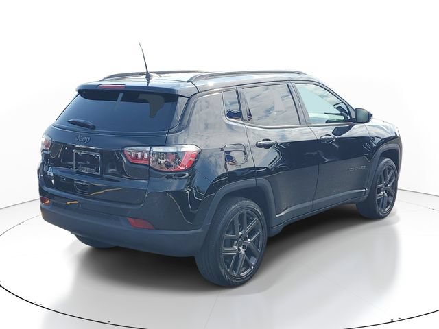 New 2026 Jeep Compass Limited w/ Sun, Sound & Navigation Group AWD/4WD image 4