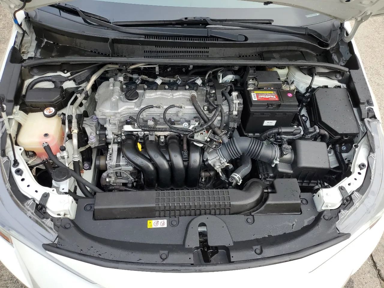 Used 2020 Toyota Corolla LE image 39