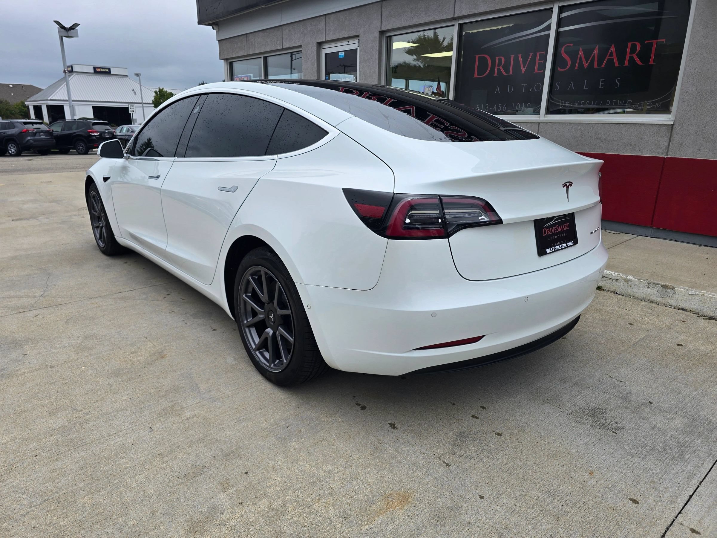 Used 2018 Tesla Model 3 Long Range AWD/4WD image 3