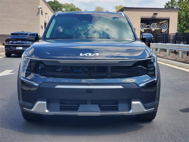 New 2026 Kia EV9 Wind image 2