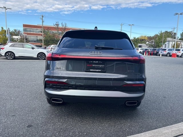 New 2025 Audi Q5 Prestige image 4