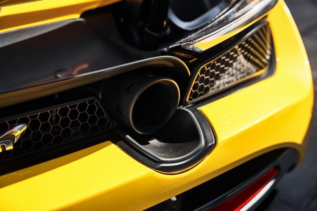 Used 2019 McLaren 720S RWD image 16