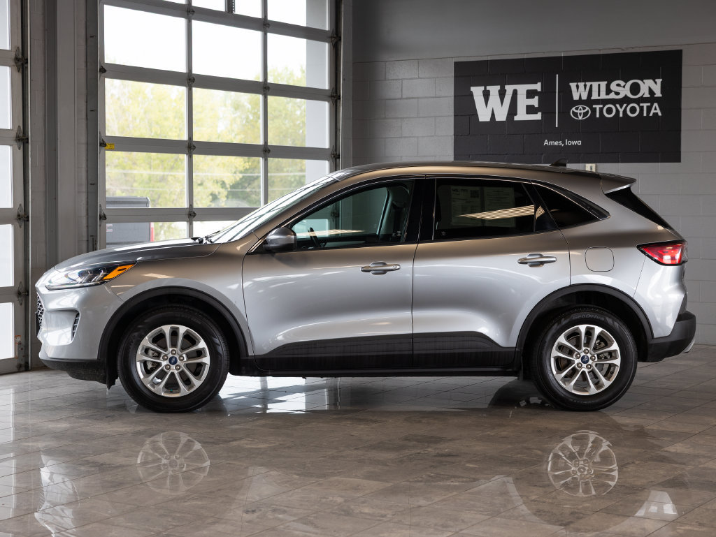 Used 2021 Ford Escape SE w/ Cold Weather Package