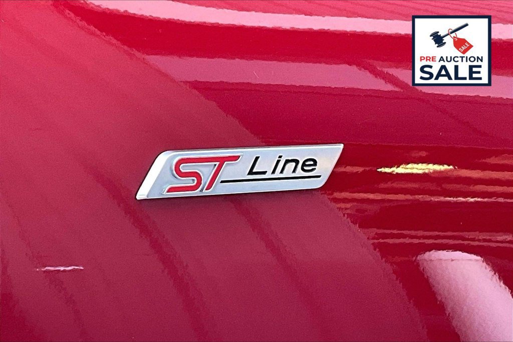 Used 2025 Ford Escape ST-Line Select AWD/4WD image 8
