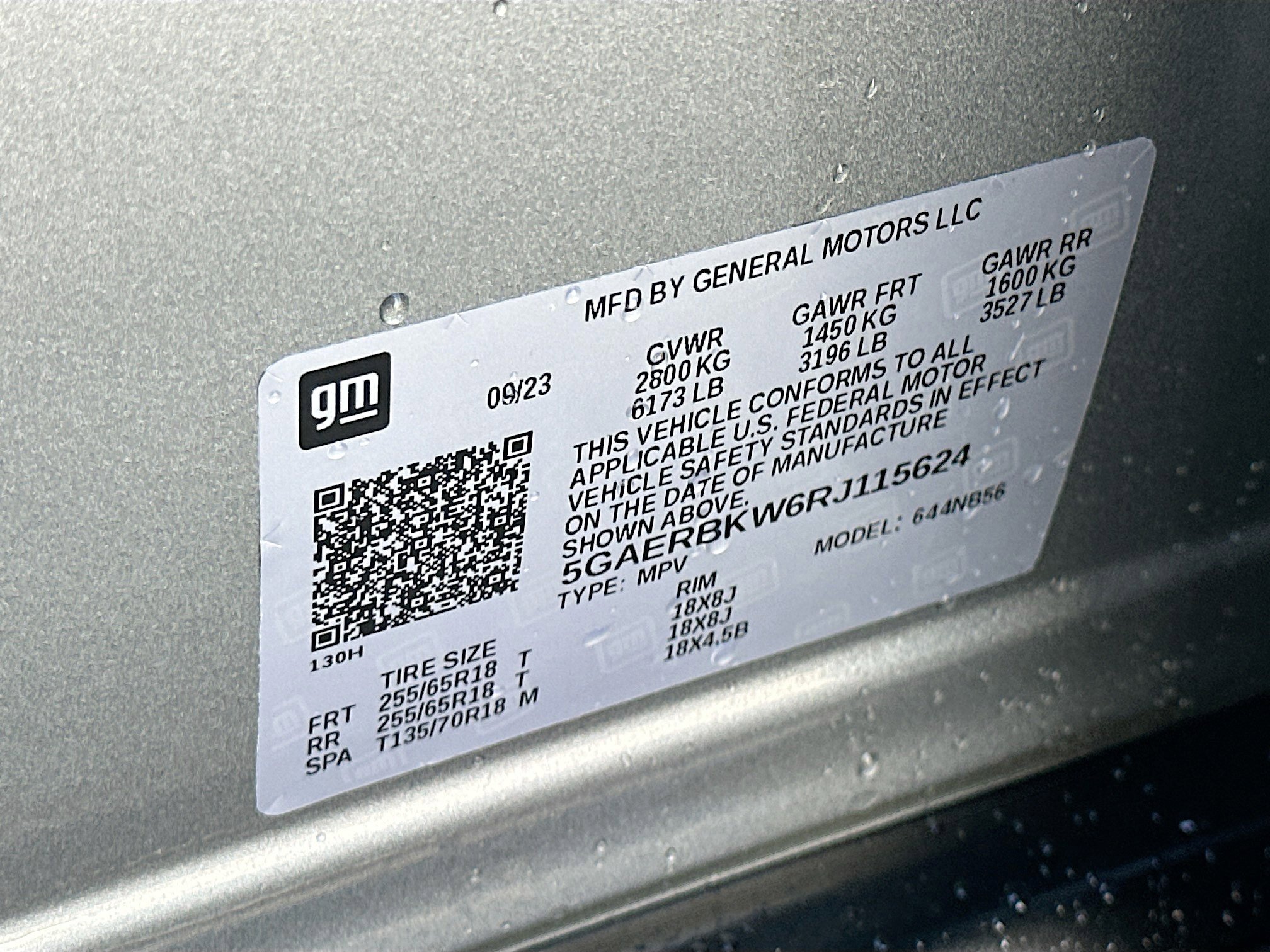 Used 2024 Buick Enclave Essence FWD image 31