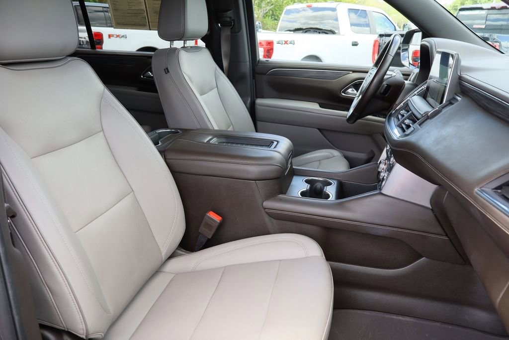 Certified 2023 GMC Yukon XL SLT w/ Max Trailering Package AWD/4WD image 31