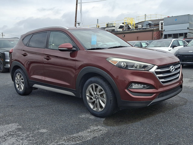Used 2017 Hyundai Tucson SE Plus AWD/4WD image 6