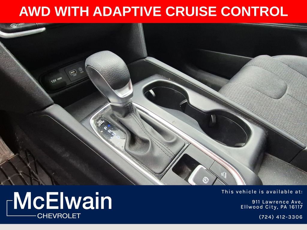 Used 2020 Hyundai Santa Fe SE w/ Cargo Package image 26