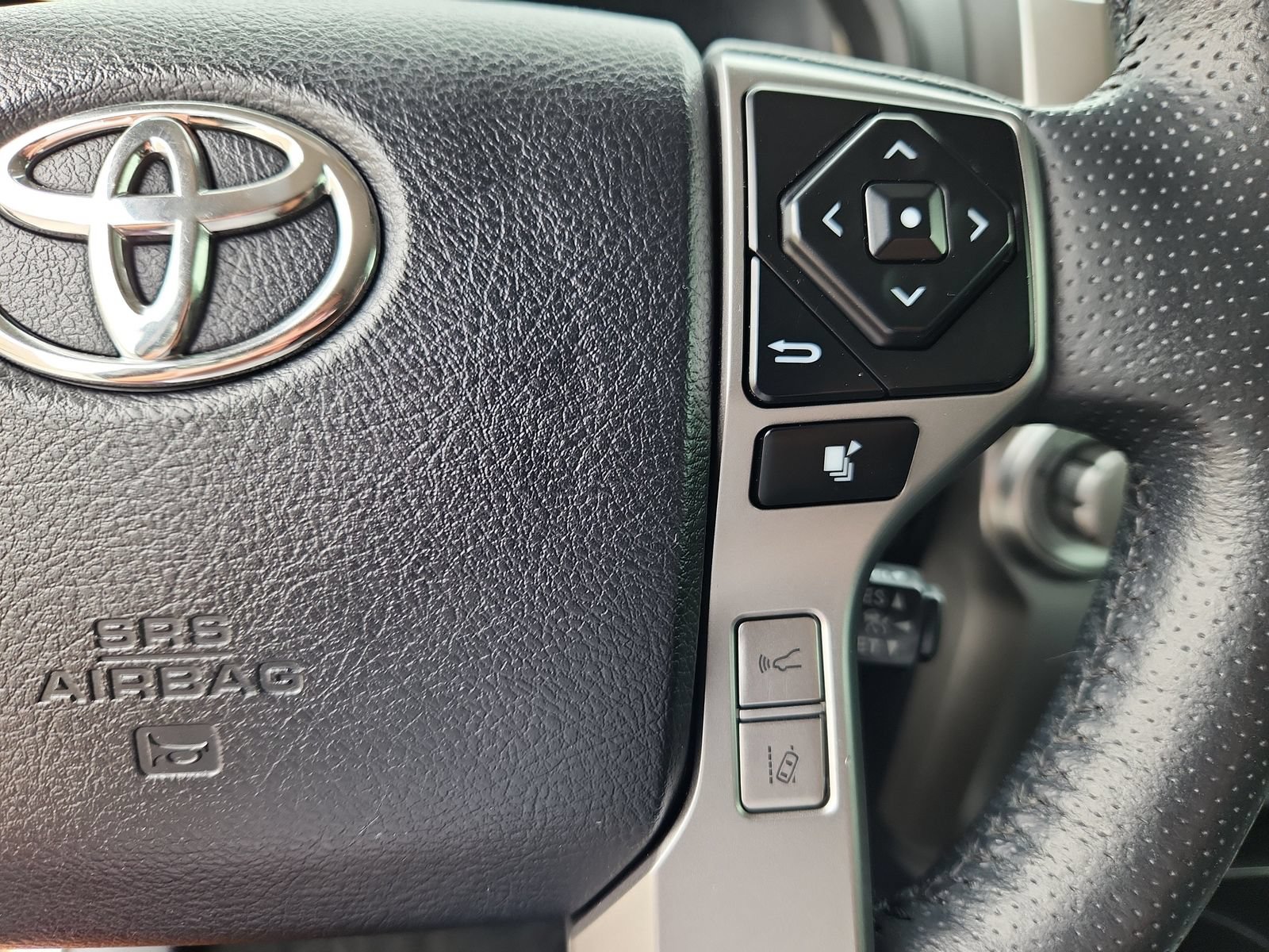 Used 2024 Toyota 4Runner SR5 Premium w/ SR5 Premium Package AWD/4WD image 20