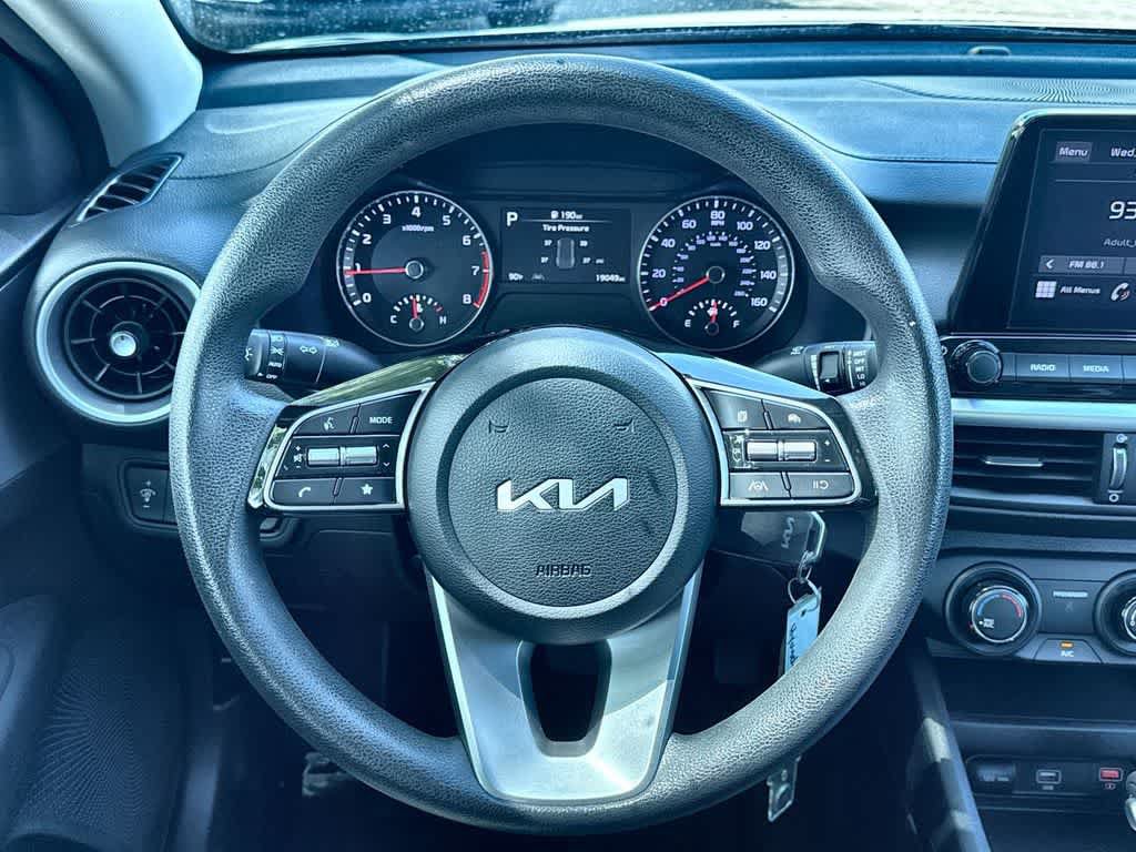 Used 2024 Kia Forte LXS FWD image 15