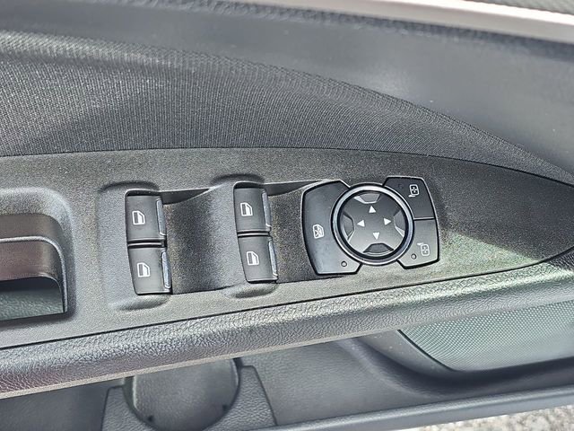 Used 2020 Ford Fusion SE FWD image 20