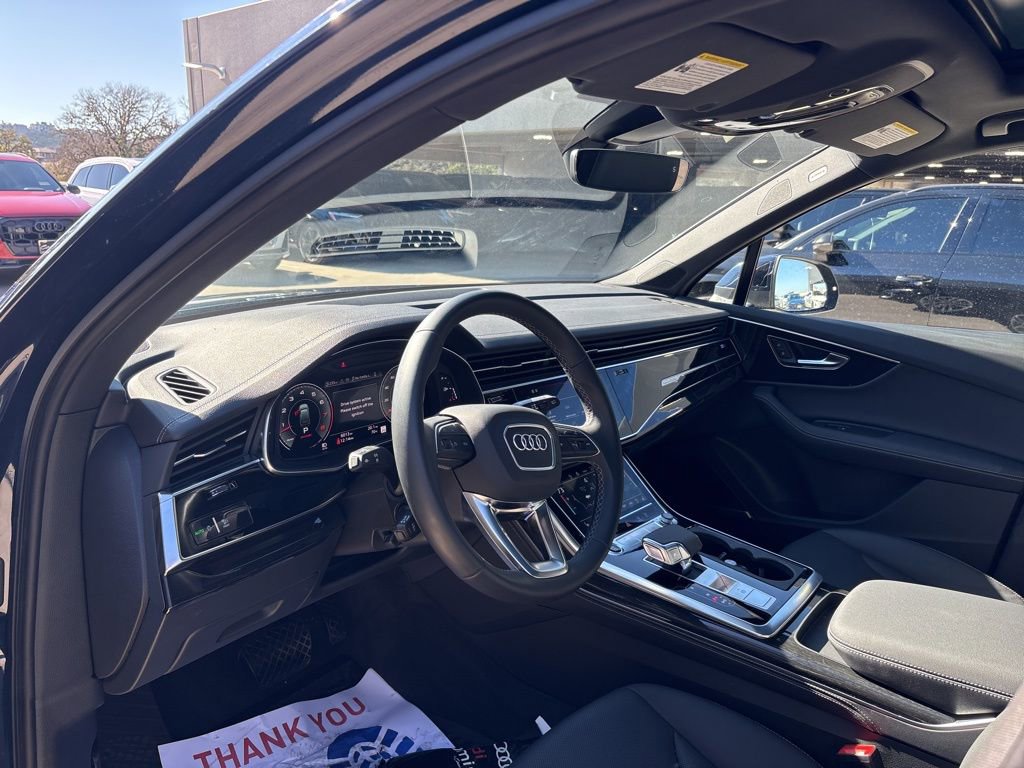 Used 2025 Audi Q7 3.0T Premium Plus w/ Premium Plus Package image 12