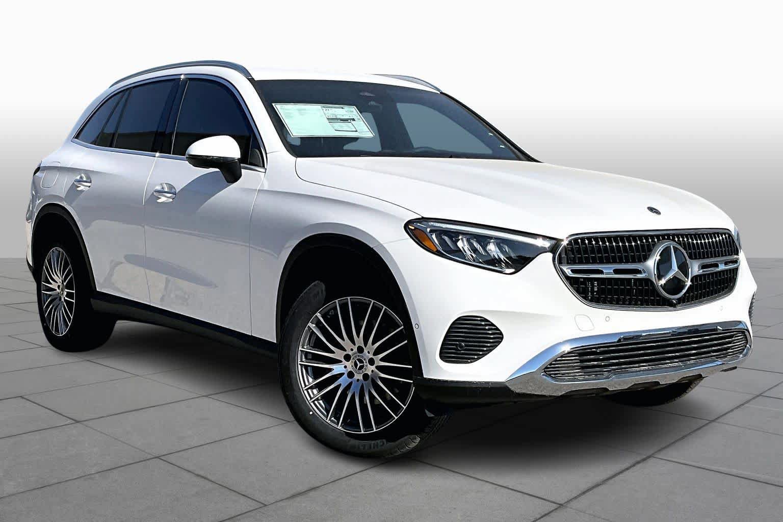 New 2026 Mercedes-Benz GLC 300 image 2