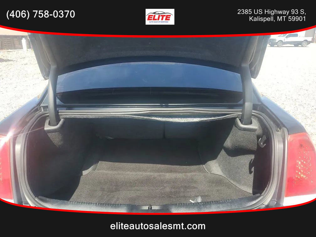 Used 2020 Chrysler 300 Limited image 9