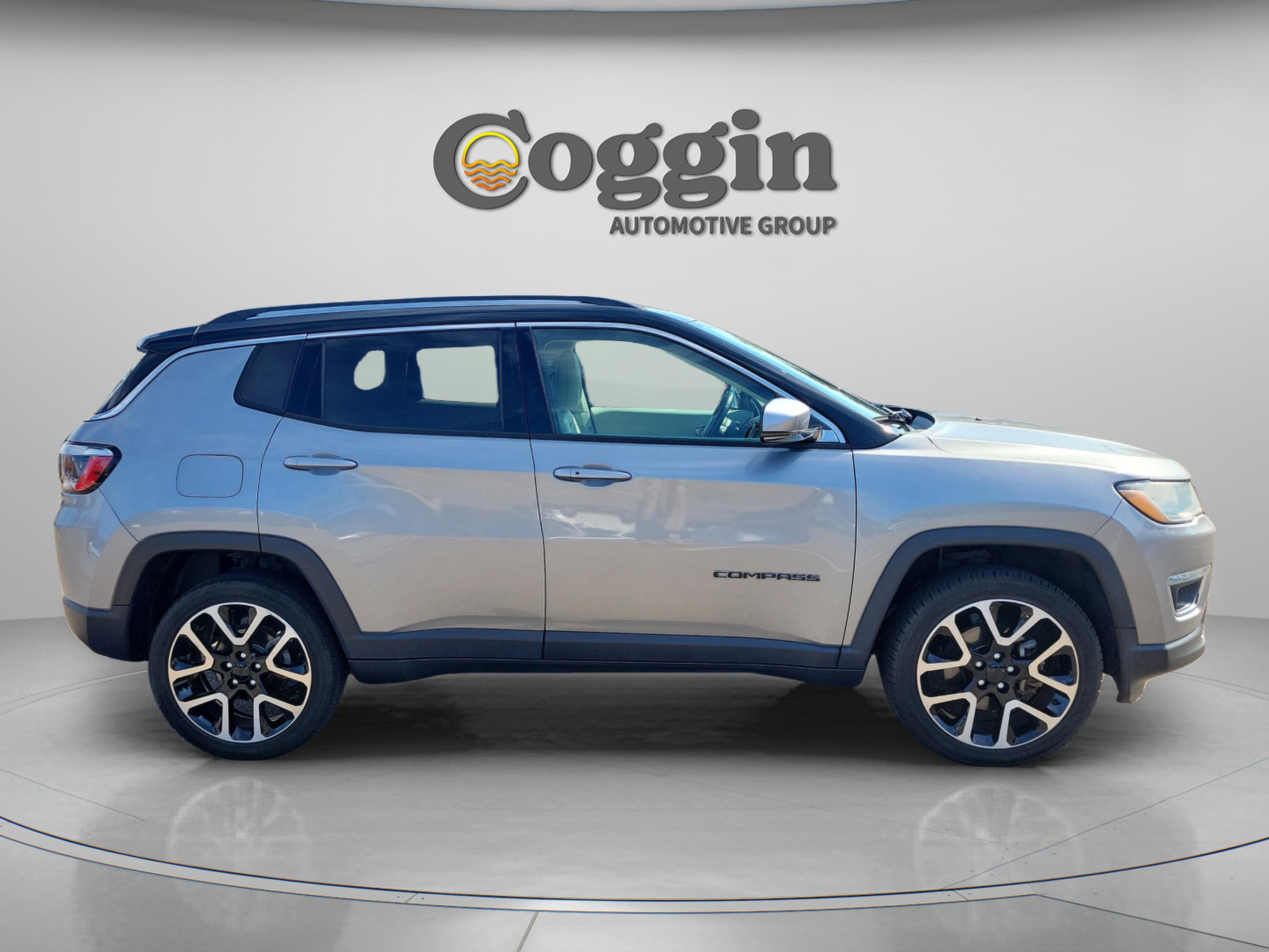 Used 2020 Jeep Compass Limited w/ Advanced Safety Group image 5