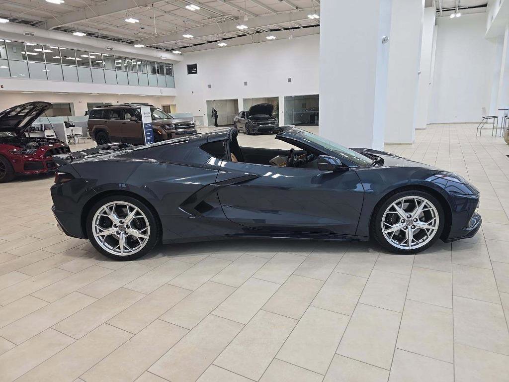 Used 2020 Chevrolet Corvette Stingray Preferred Cpe w/ 2LT Preferred Equipment Group image 1