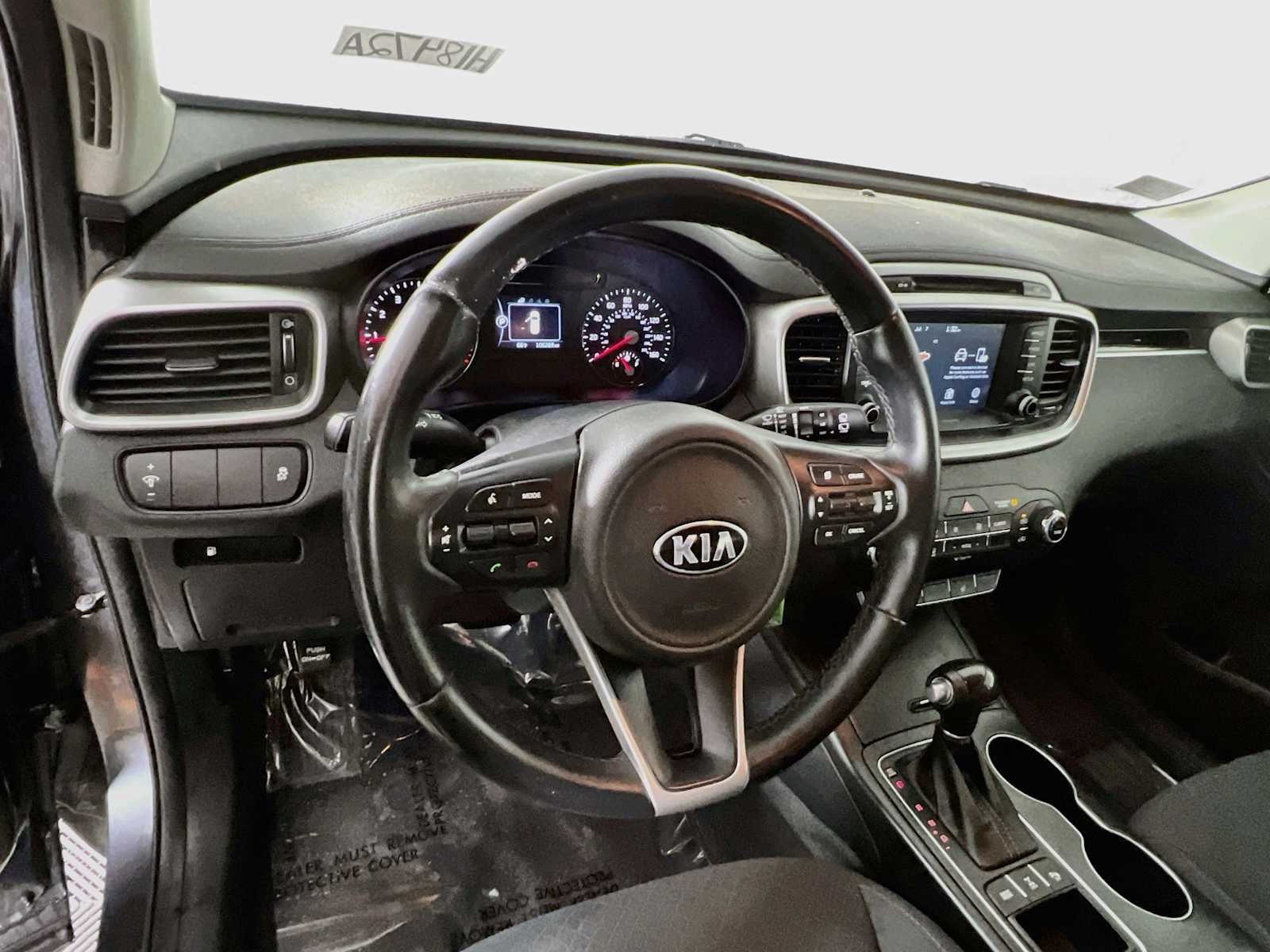 Used 2017 Kia Sorento AWD w/ LX Convenience Package image 11