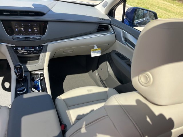New 2025 Cadillac XT5 Premium Luxury w/ LPO, Floor Liner Package image 33