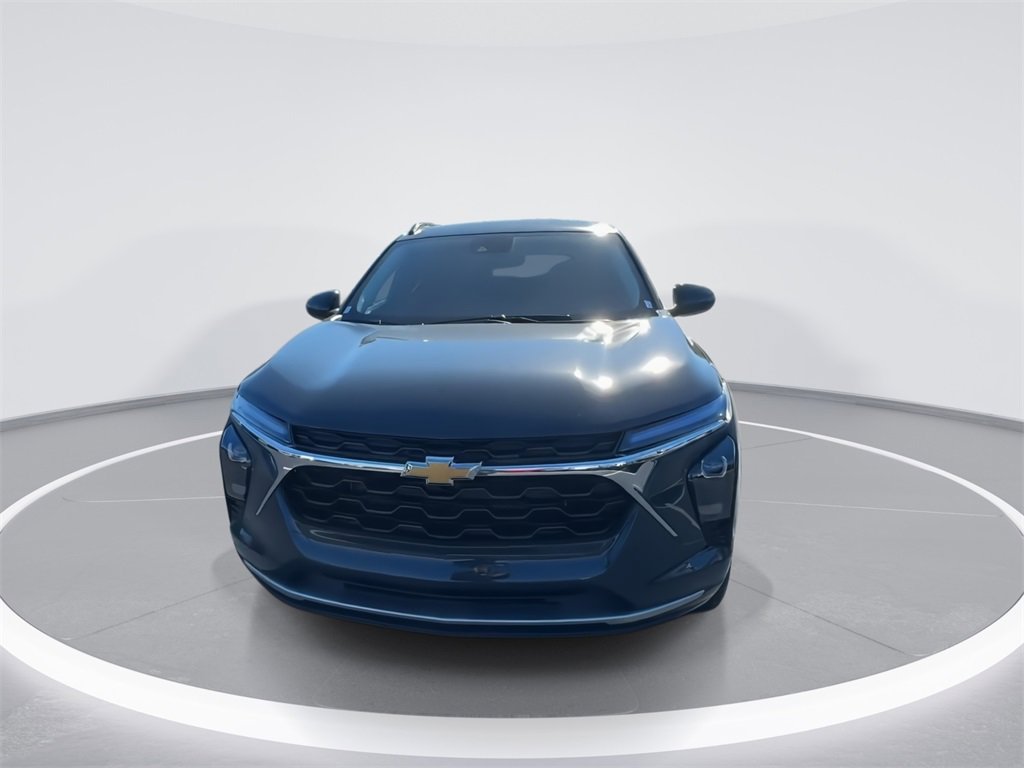 New 2026 Chevrolet Trax LT w/ Driver Confidence Package image 3