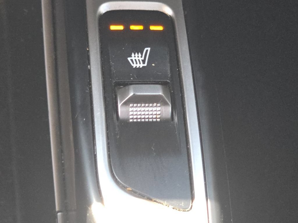 Used 2022 Kia Sorento S w/ Panoramic Sunroof Package FWD image 6