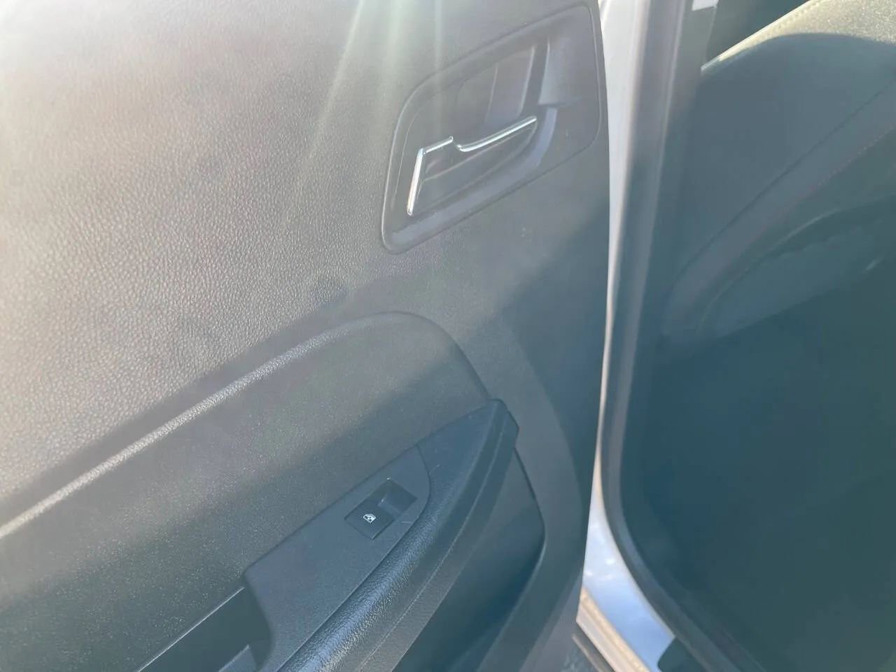 Used 2013 Chevrolet Equinox LS image 23