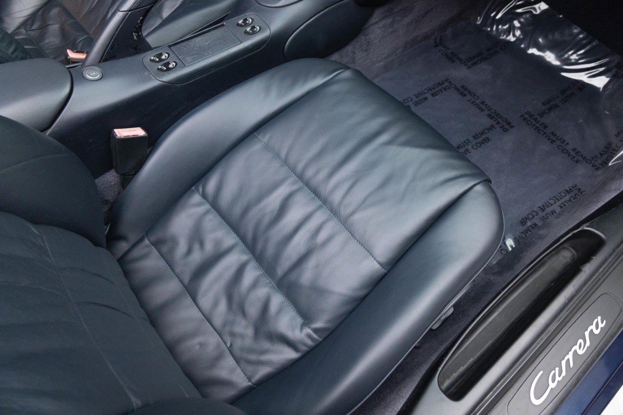 Used 2000 Porsche 911 Cabriolet image 36