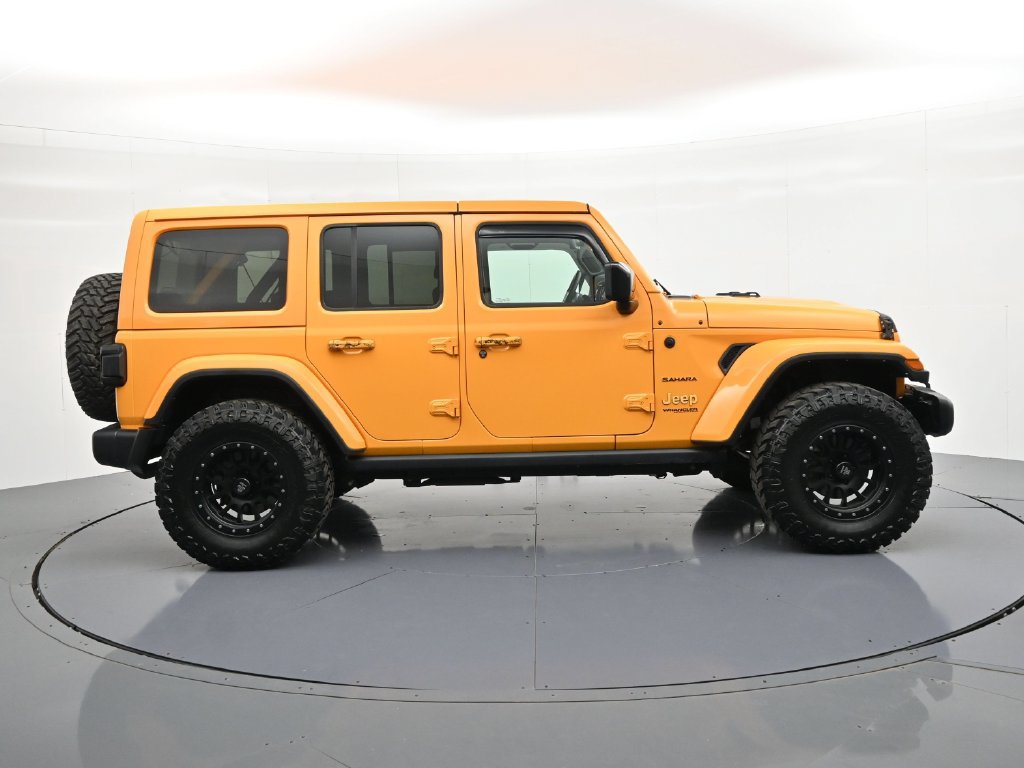 Used 2021 Jeep Wrangler Unlimited Sahara AWD/4WD image 5