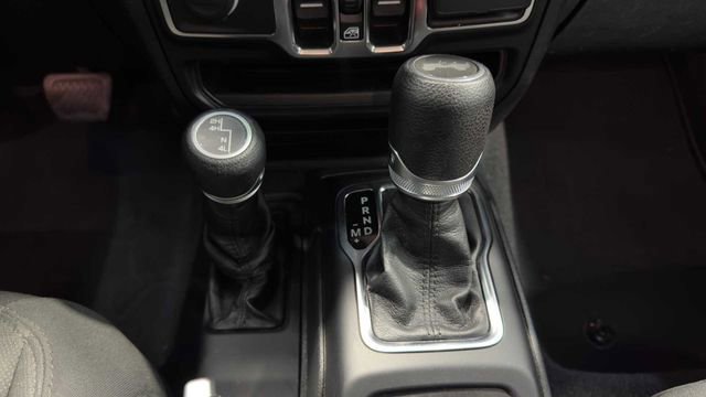 Used 2021 Jeep Wrangler Unlimited Sport image 18