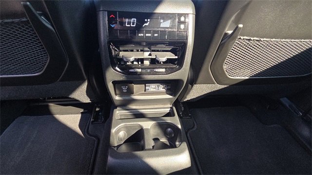 Used 2024 Jeep Grand Cherokee L Laredo w/ Luxury Tech Group I image 30