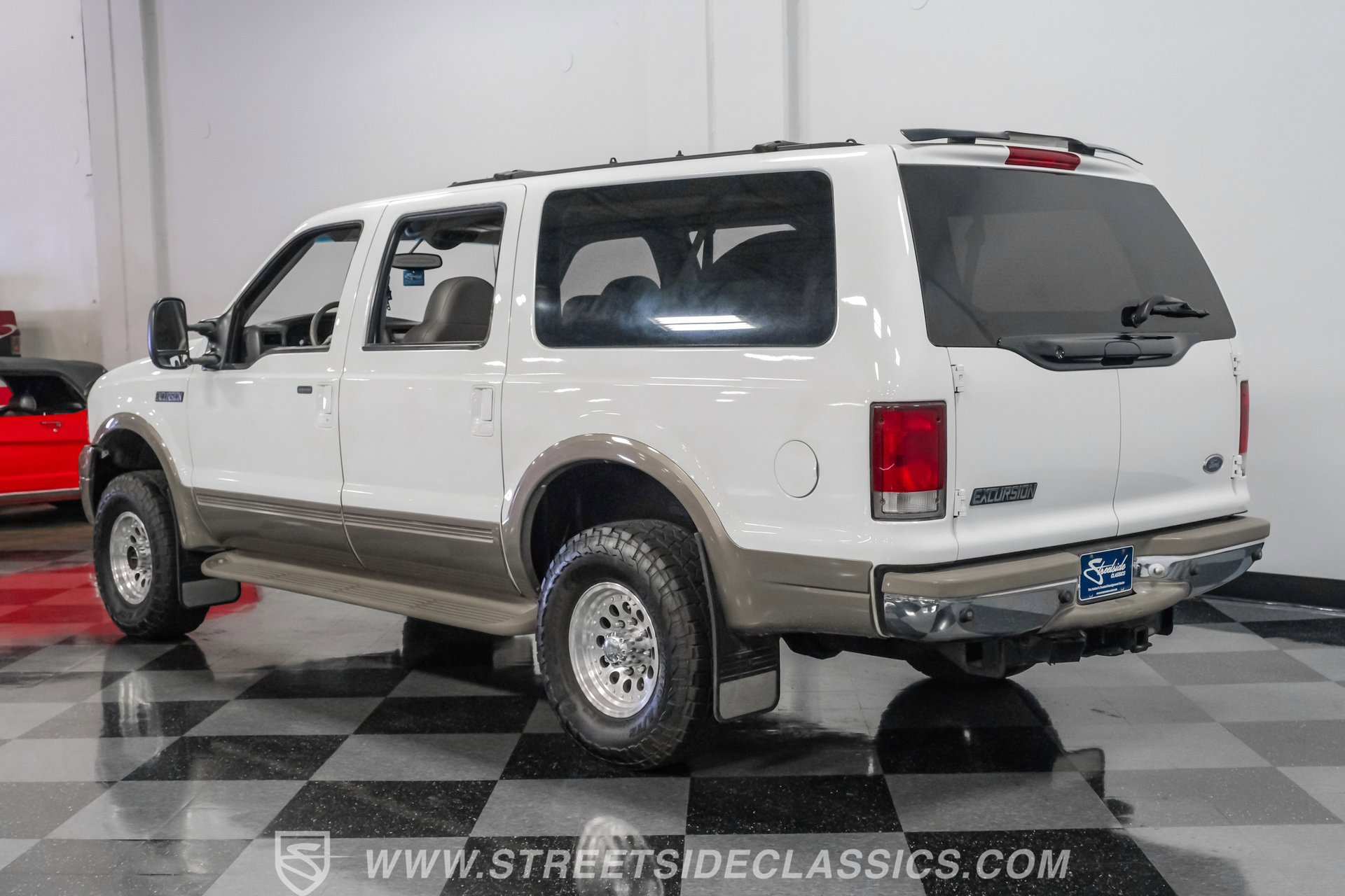 Used 2000 Ford Excursion Limited AWD/4WD image 8