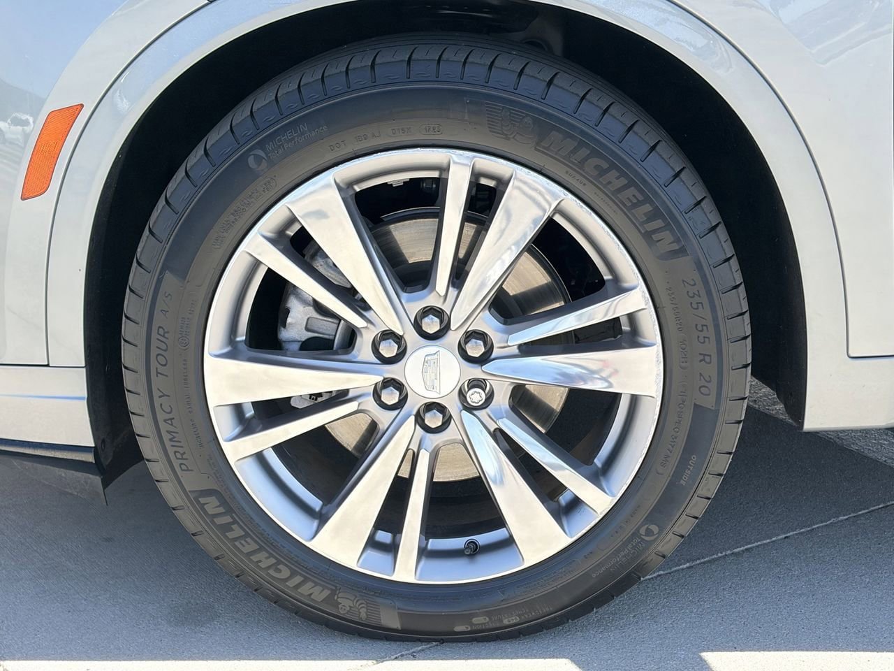 Certified 2023 Cadillac XT6 Premium Luxury FWD image 10