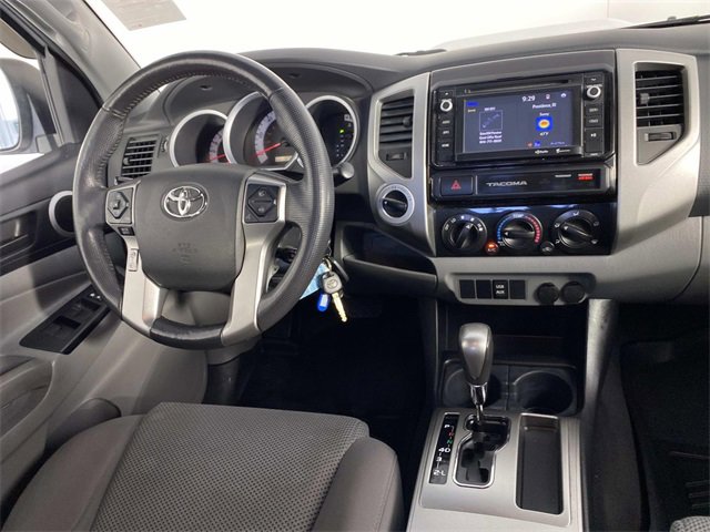 Used 2015 Toyota Tacoma 4x4 Double Cab w/ TRD Sport Package image 13