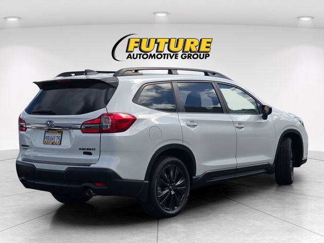 Used 2022 Subaru Ascent Onyx Edition image 4