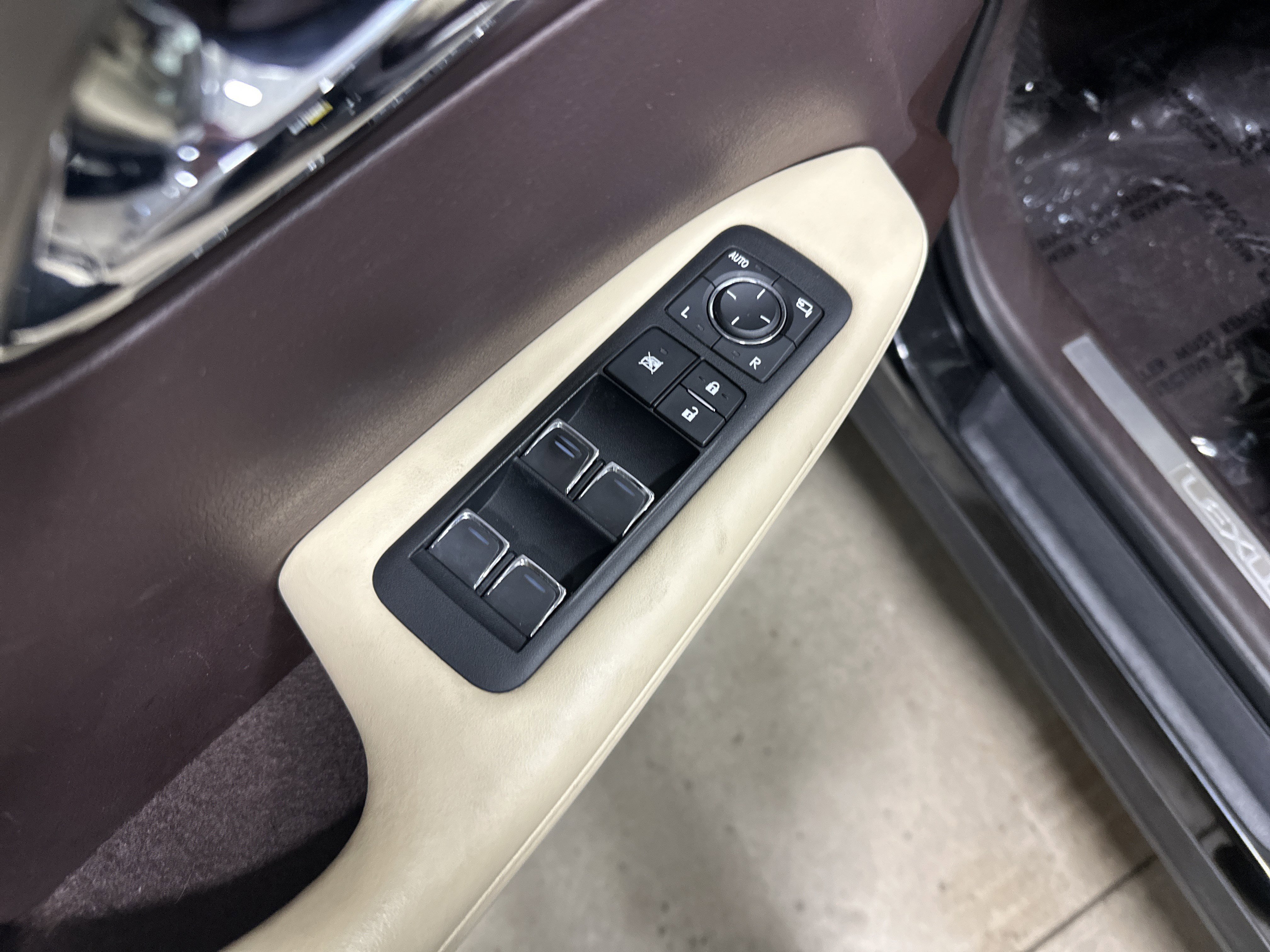 Used 2020 Lexus RX 350 FWD w/ Premium Package image 15