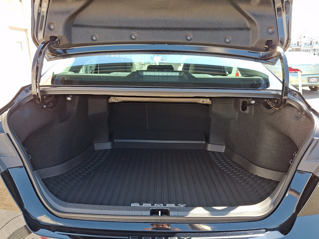 Used 2026 Toyota Camry XLE w/ Premium Package image 27