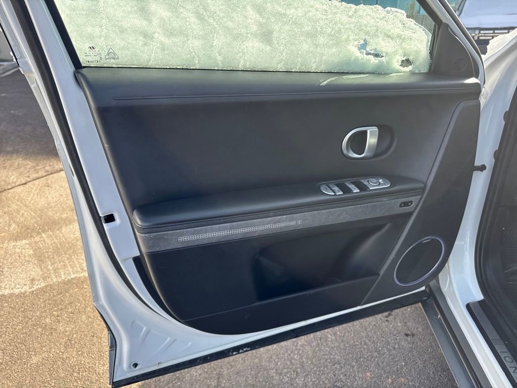 Used 2022 Hyundai Ioniq 5 Limited image 20