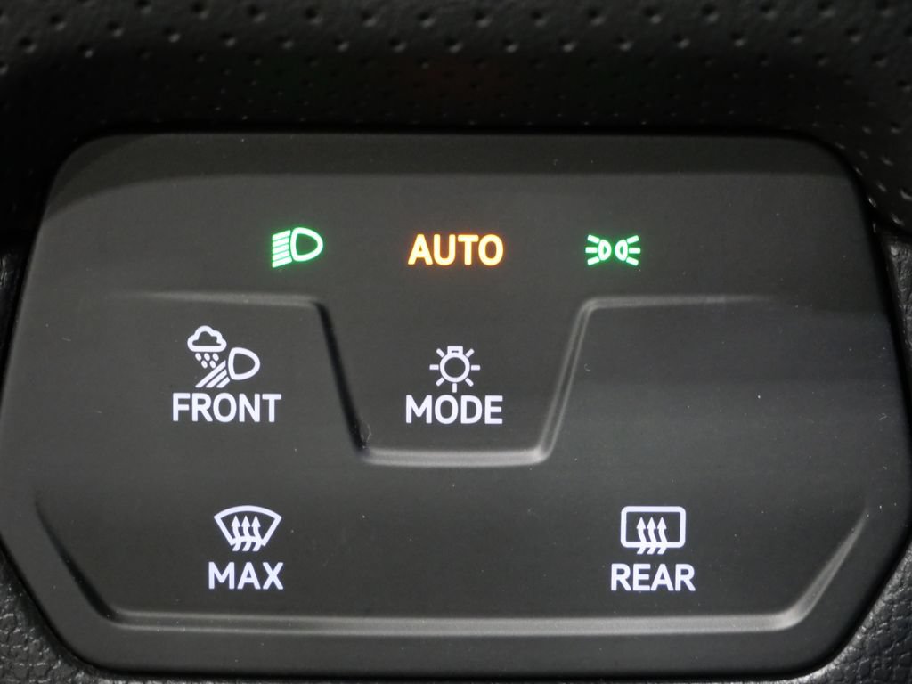 Used 2026 Volkswagen Atlas Cross Sport SE FWD image 14