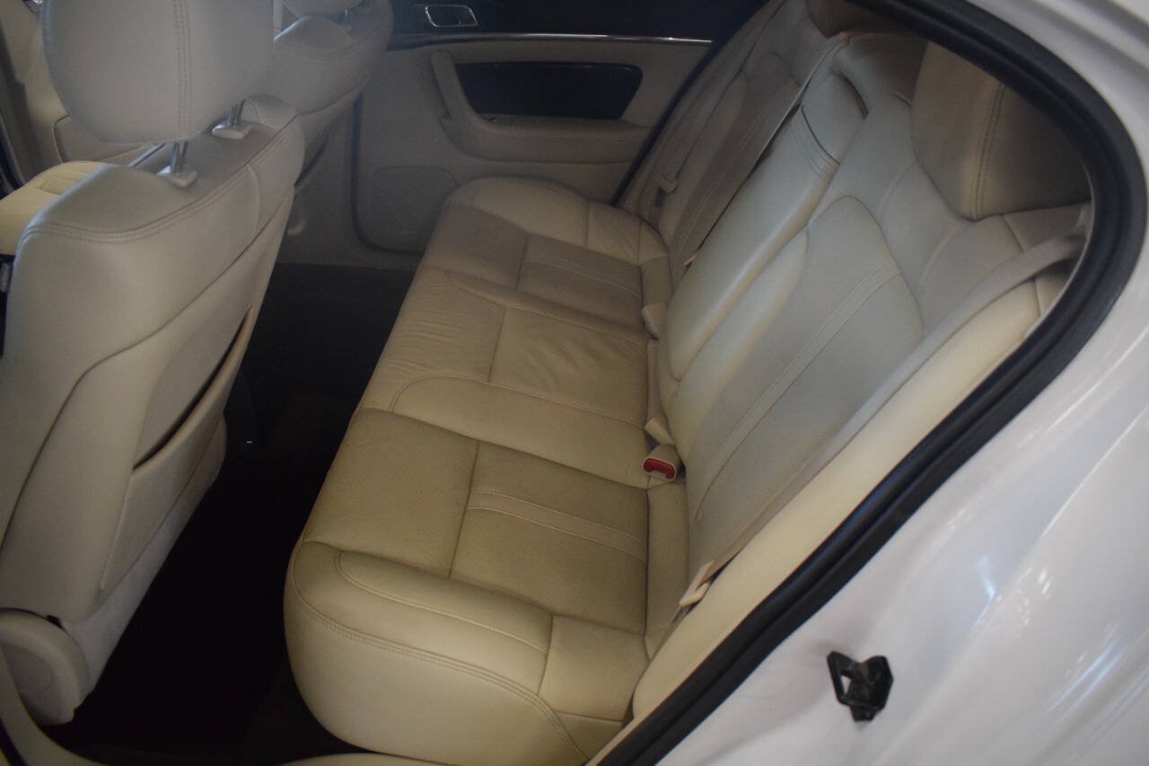 Used 2013 Lincoln MKS AWD image 56