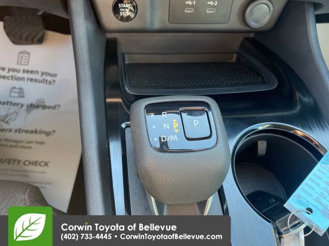 Used 2025 Nissan Rogue SV image 14