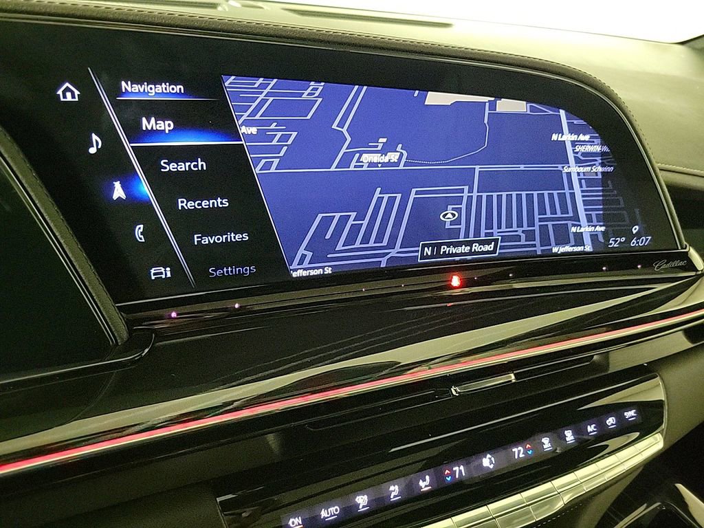 Used 2023 Cadillac Escalade Sport w/ LPO, ONYX Package image 17