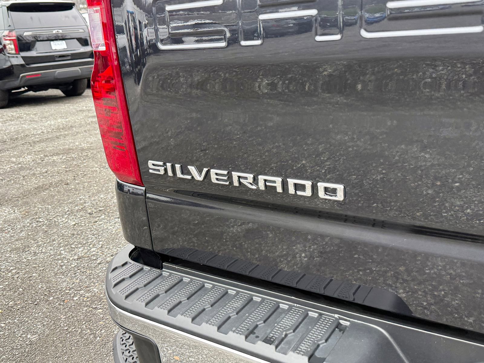 Certified 2024 Chevrolet Silverado 1500 LT AWD/4WD image 11