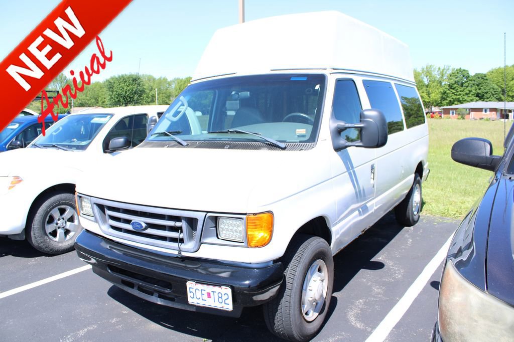 Used 2007 Ford E-250 and Econoline 250 RWD image 1