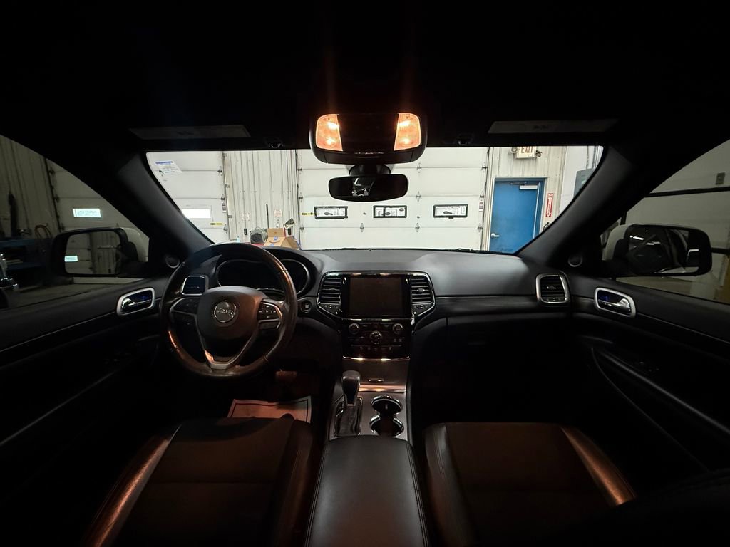 Used 2019 Jeep Grand Cherokee Altitude AWD/4WD image 34