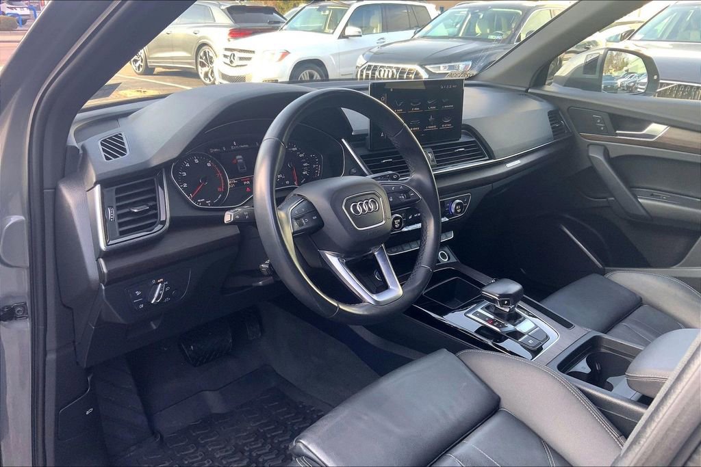 Certified 2023 Audi Q5 2.0T Premium w/ Convenience Package image 18